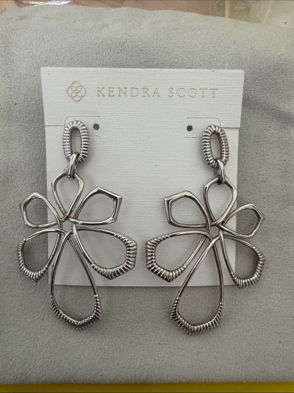 Kendra Scott Silver Floral Openwork Drop Earrings